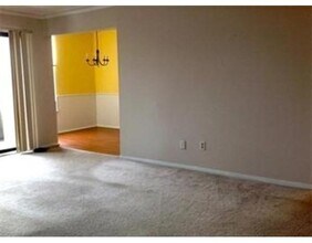 42 Shrewsbury Green Dr-Unit -L in Shrewsbury, MA - Building Photo - Building Photo