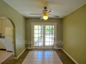 1187 Hobart St in Chico, CA - Building Photo - Building Photo