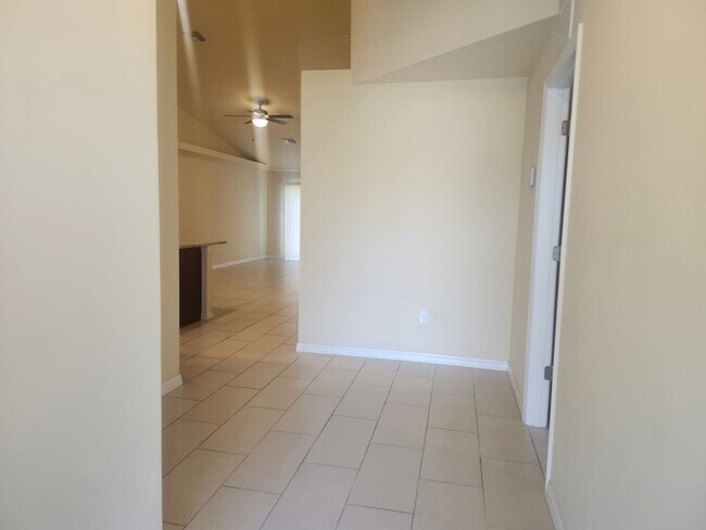 1314 Trafalgar Pkwy in Cape Coral, FL - Building Photo - Building Photo