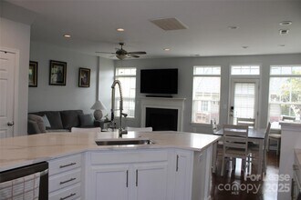 11459 Potters Row in Cornelius, NC - Building Photo - Building Photo