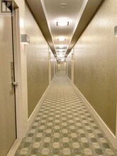 7167 Yonge St in Toronto, ON - Building Photo - Building Photo