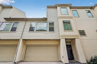 918 Lester St in Houston, TX - Building Photo - Building Photo