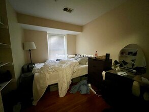 712 Shawmut Ave, Unit 1L in Boston, MA - Foto de edificio - Building Photo