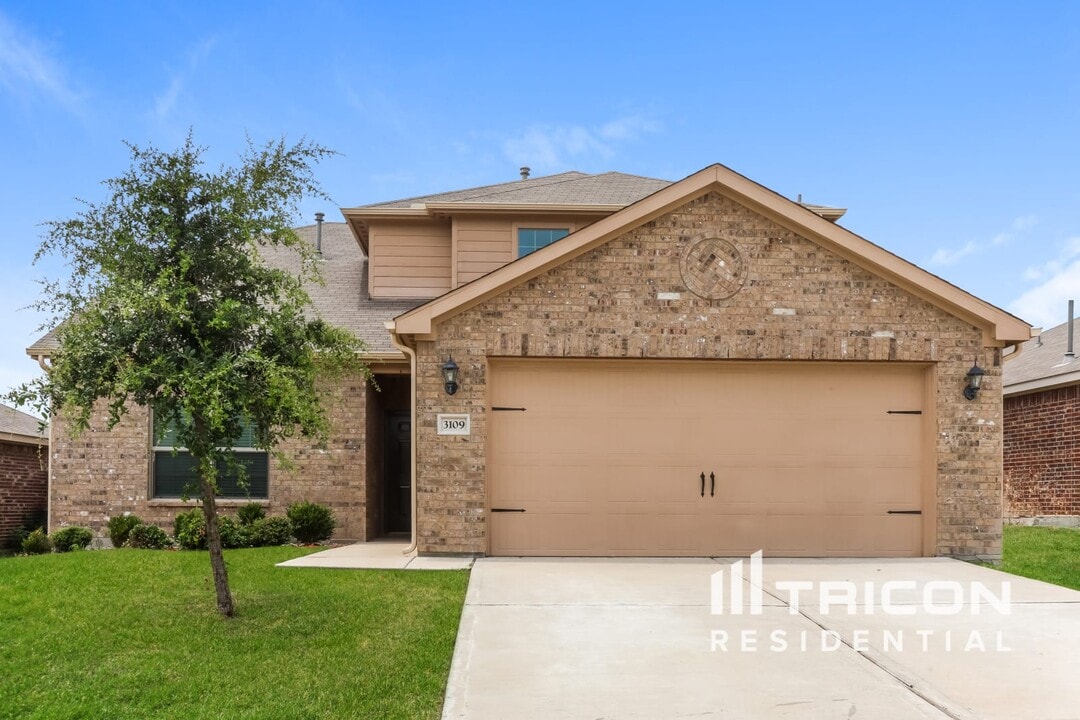 3109 Chillingham Dr in Heath, TX - Building Photo