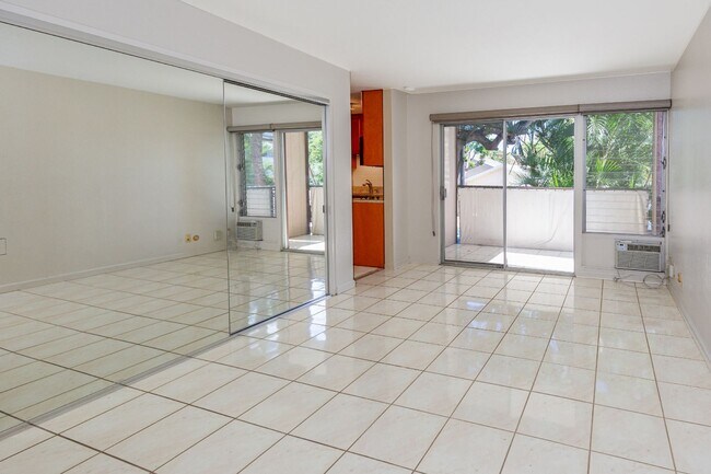 3721 Kanaina Ave in Honolulu, HI - Building Photo - Building Photo