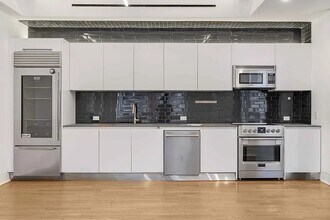 640 Broadway in New York, NY - Foto de edificio - Building Photo