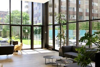 3450 B Rue Drummond, Unit 809 in Montréal, QC - Building Photo - Building Photo