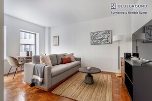 360 W 34th St., Unit SI FL8-ID1309 in New York, NY - Building Photo