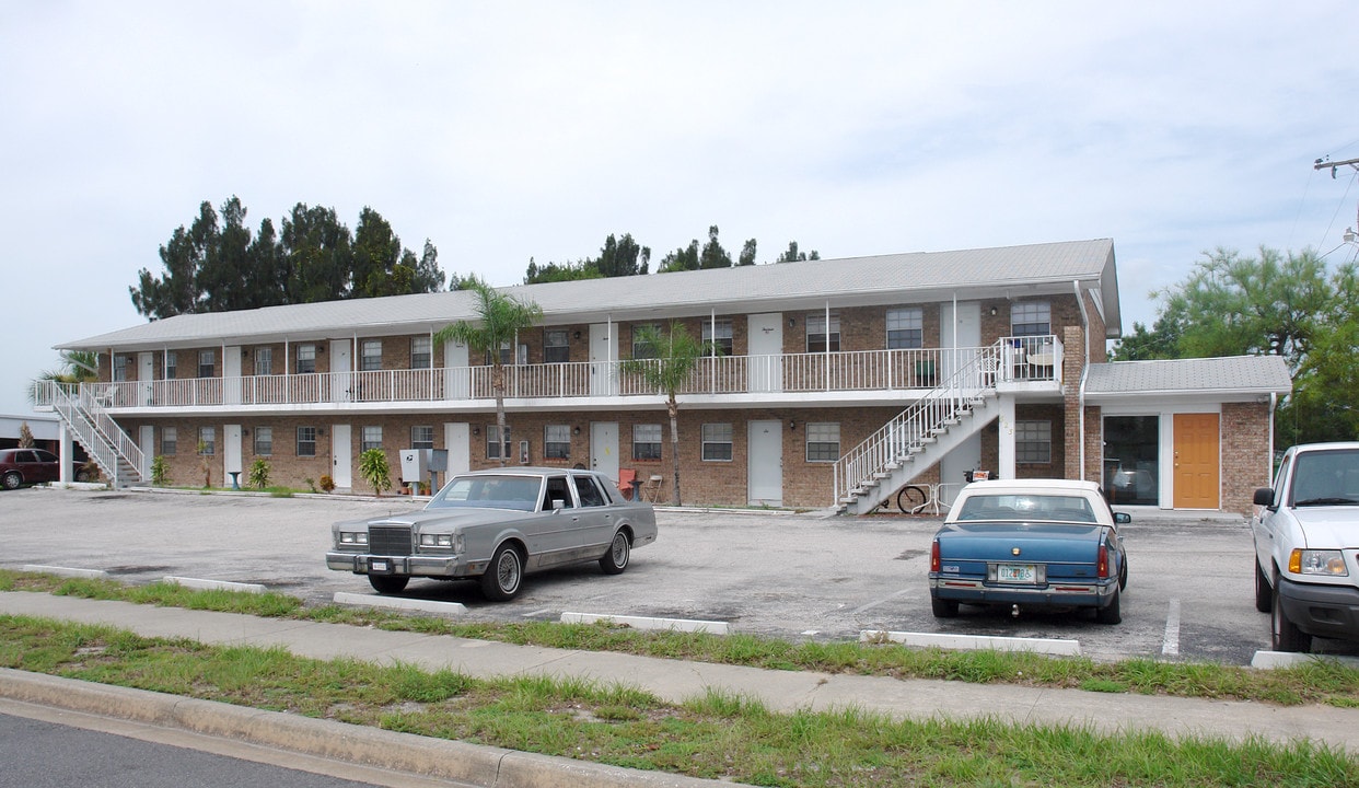 623 Forrest Ave in Cocoa, FL - Building Photo