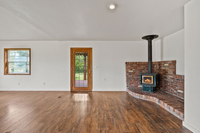 140 Steppe Ln in Columbia Falls, MT - Building Photo - Building Photo