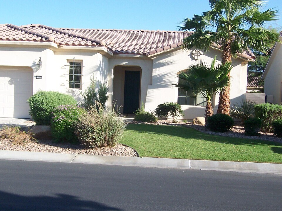40330 Calle Cancun in Indio, CA - Building Photo