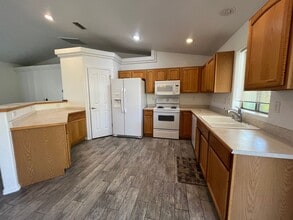 4018 Carlsbad Dr in Lake Havasu City, AZ - Building Photo - Building Photo