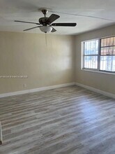 2155 NW 71st St in Miami, FL - Building Photo - Building Photo