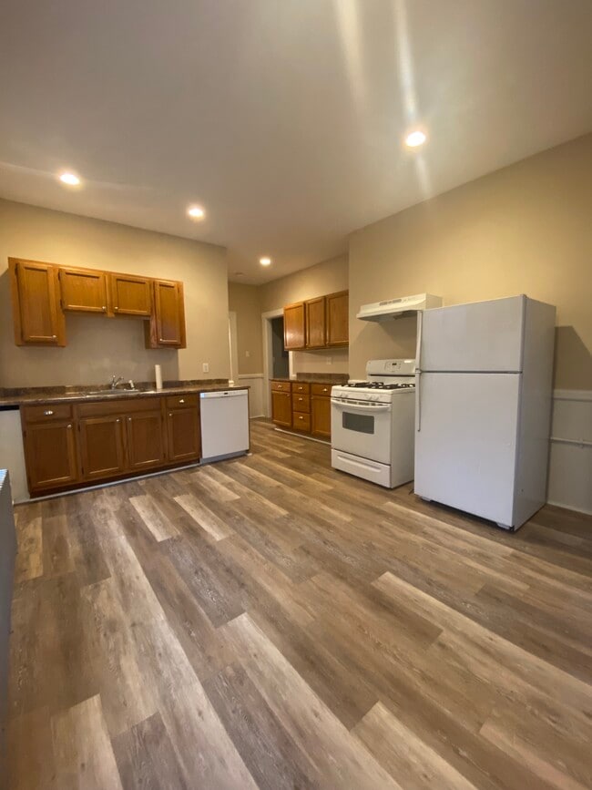 224 Ashmont St, Unit 3