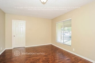 10821 Rosecrans Ave in Norwalk, CA - Foto de edificio - Building Photo