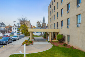 Belair Condominiums in Staten Island, NY - Building Photo - Building Photo