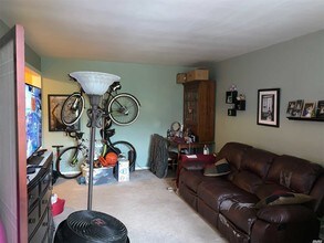67-41 Burns St-Unit -201 in Queens, NY - Building Photo - Building Photo