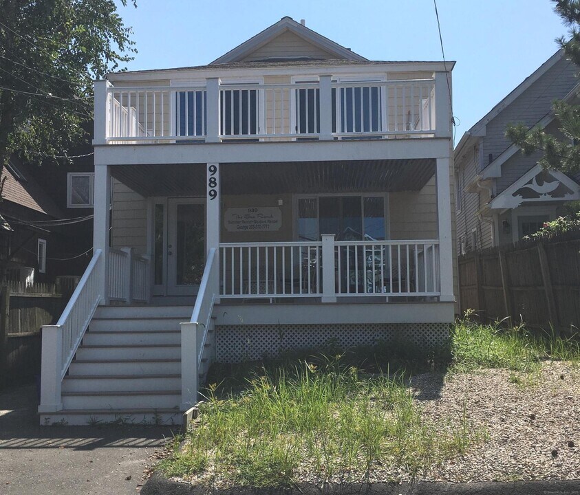 989 Fairfield Beach Rd in Fairfield, CT - Building Photo