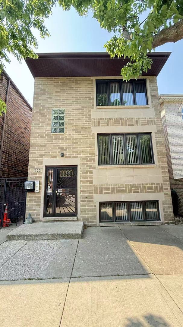 property at 455 W 37th St