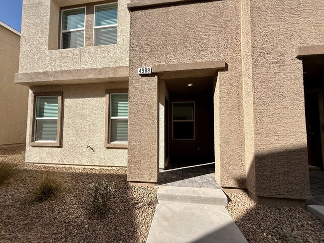 4989 Apple Mesa Ave in Las Vegas, NV - Building Photo - Building Photo