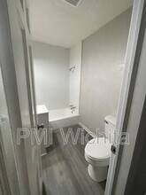 1851 S Grove St in Wichita, KS - Building Photo - Building Photo