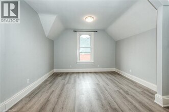 313 Wellington St N in Kitchener, ON - Building Photo - Building Photo