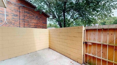 108 Garden Ln in Huntington, WV - Building Photo - Building Photo