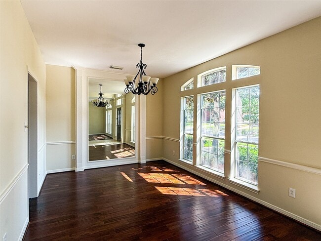 1411 Flanders Field Ln