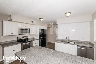 7646 N 37th Ave in Phoenix, AZ - Building Photo - Building Photo