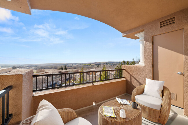 LeSarra in El Dorado Hills, CA - Building Photo - Building Photo