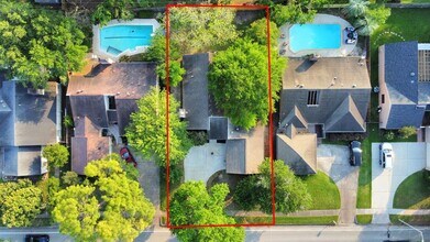 11923 Briar Forest Dr in Houston, TX - Building Photo - Building Photo