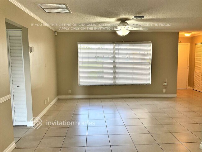 12169 Sycamore Ln in Wellington, FL - Building Photo - Building Photo