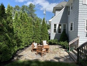 10 Fern Ave, Unit Short term furnished in Falmouth, ME - Foto de edificio - Building Photo