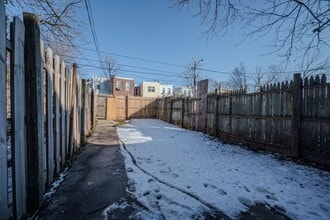 939 E 17th St in Wilmington, DE - Building Photo - Building Photo