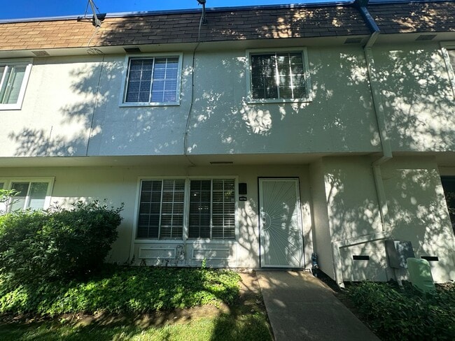 property at 8879 Salmon Falls Dr