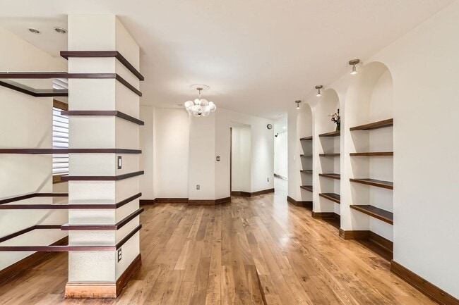 563 Clayton St in Denver, CO - Building Photo - Building Photo