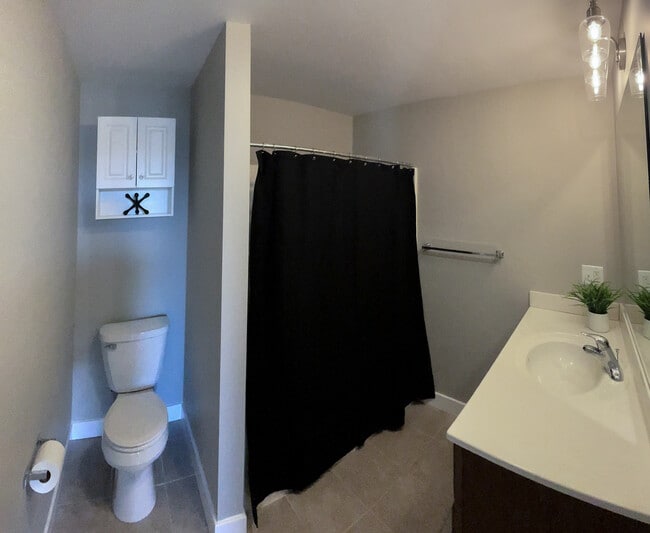 Hawks Plaza in Princess Anne, MD - Foto de edificio - Building Photo