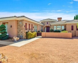 19207 Monterey St in Apple Valley, CA - Building Photo - Building Photo