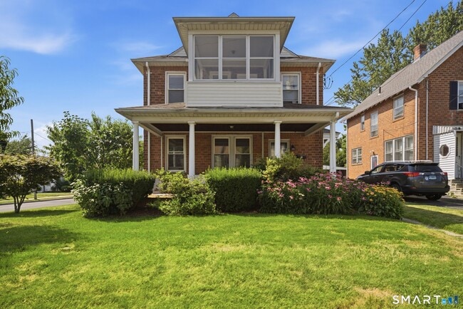 99 Thomas St
