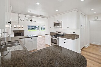 413 N Paulina Ave in Redondo Beach, CA - Building Photo - Building Photo