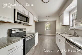 408 Town N Dr in Terrell, TX - Building Photo - Building Photo