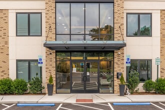 5545 Park Fairfield in Fairfield, CT - Foto de edificio - Building Photo