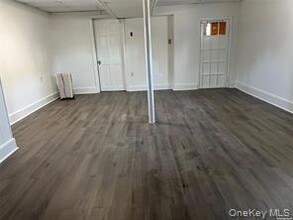 90 Murray Hill St in Elmont, NY - Building Photo - Building Photo
