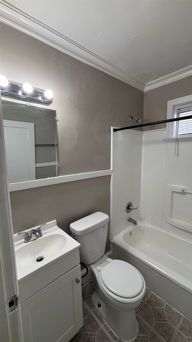 3732 Hazelwood Ave in Memphis, TN - Building Photo - Building Photo