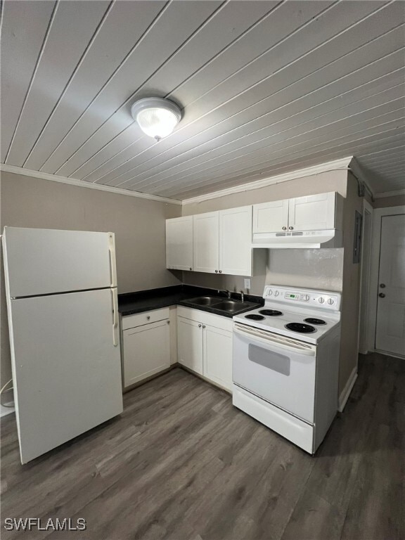 property at 2651 Lafayette St