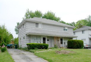 198-200 Highfield Dr in Columbus, OH - Building Photo