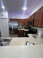 8925 W 35th Ct in Hialeah, FL - Building Photo - Building Photo