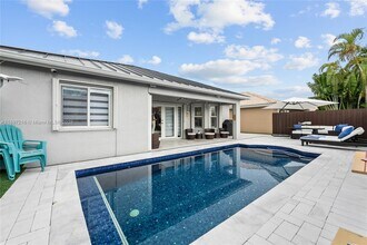 13925 SW 155th Ct in Miami, FL - Building Photo - Building Photo