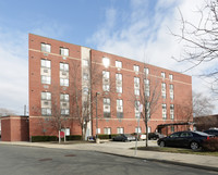 Meadow House in Philadelphia, PA - Foto de edificio - Building Photo