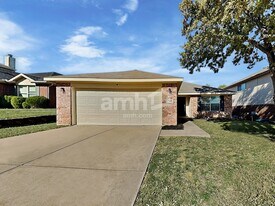 7569 Vanessa Dr in Fort Worth, TX - Building Photo